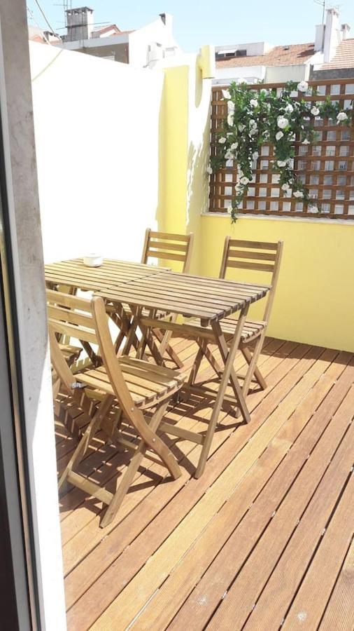 리스본 Modern Cosy Flat With Terrace In Campo De Ourique. 아파트 외부 사진
