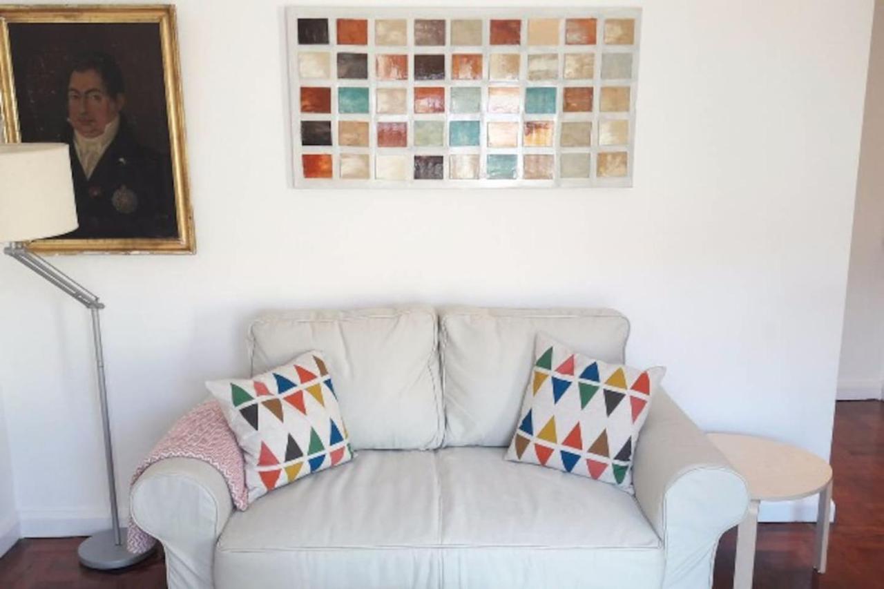 리스본 Modern Cosy Flat With Terrace In Campo De Ourique. 아파트 외부 사진